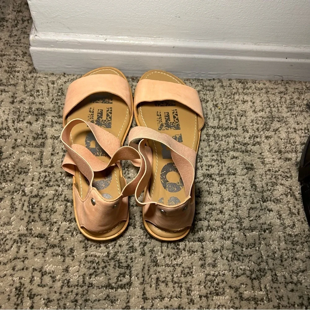 Sorel Tonic Melon Ellla Strap Sandals Size 8.5
